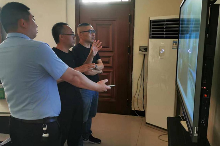 副总经理李子敬率队考察学习