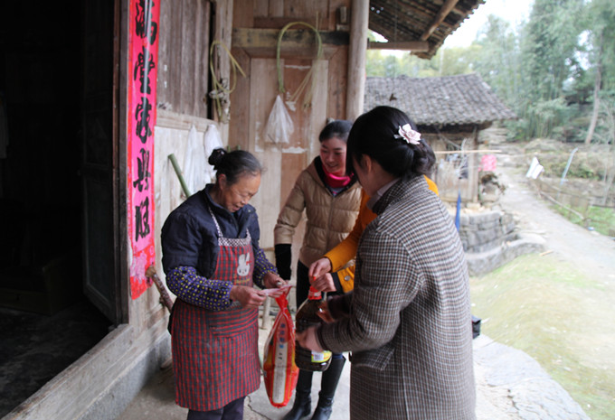 69新春慰问掠影