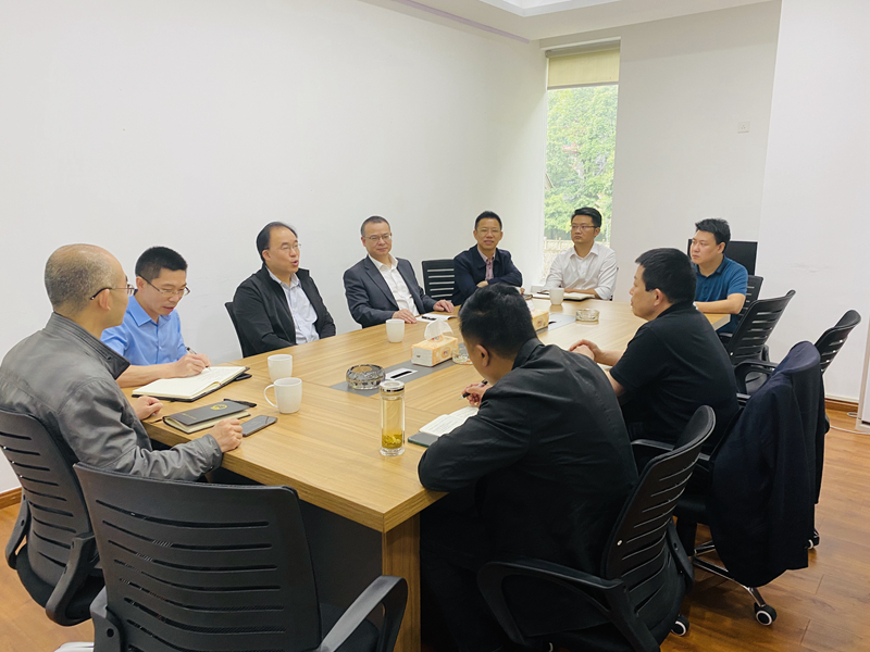 万宽调研指导69畜牧上市推进工作